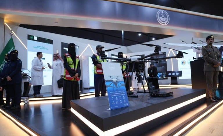 Civil Defense Showcases Its Volunteer Efforts at the Hajj Conference and Exhibition